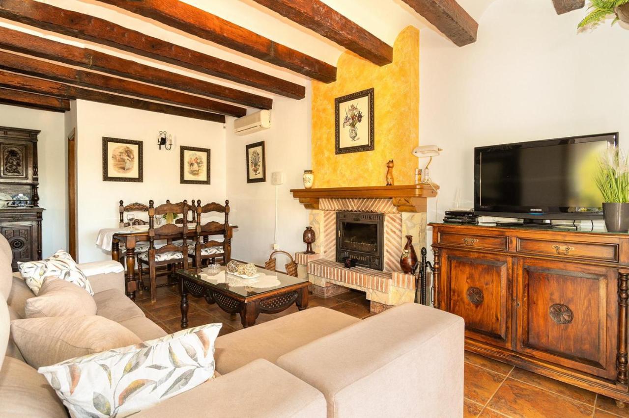 Villa Triana Нерха Экстерьер фото