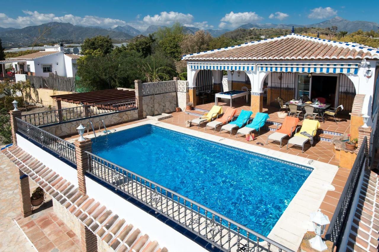 Villa Triana Нерха Экстерьер фото